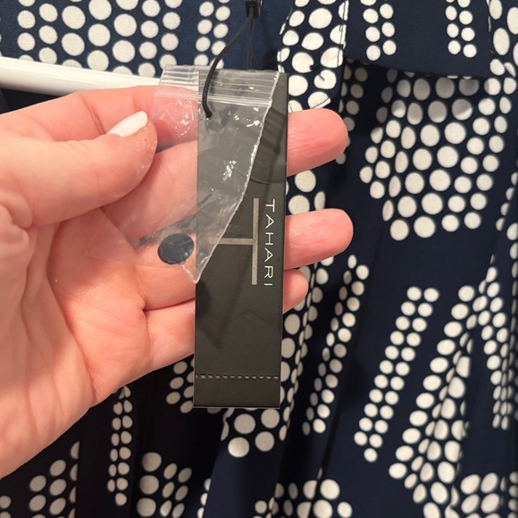 Women’s navy blue and white short sleeve maxi dress size XS NWT - Picture 4 of 11